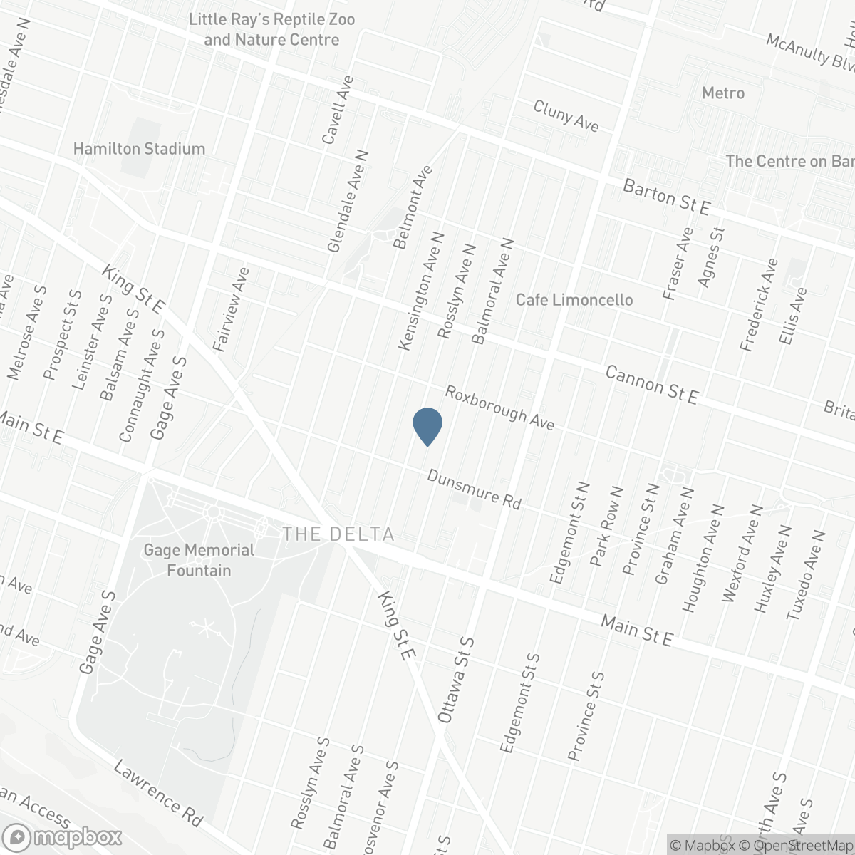 102 ROSSLYN AVENUE N, Hamilton, Ontario L8L 7P4